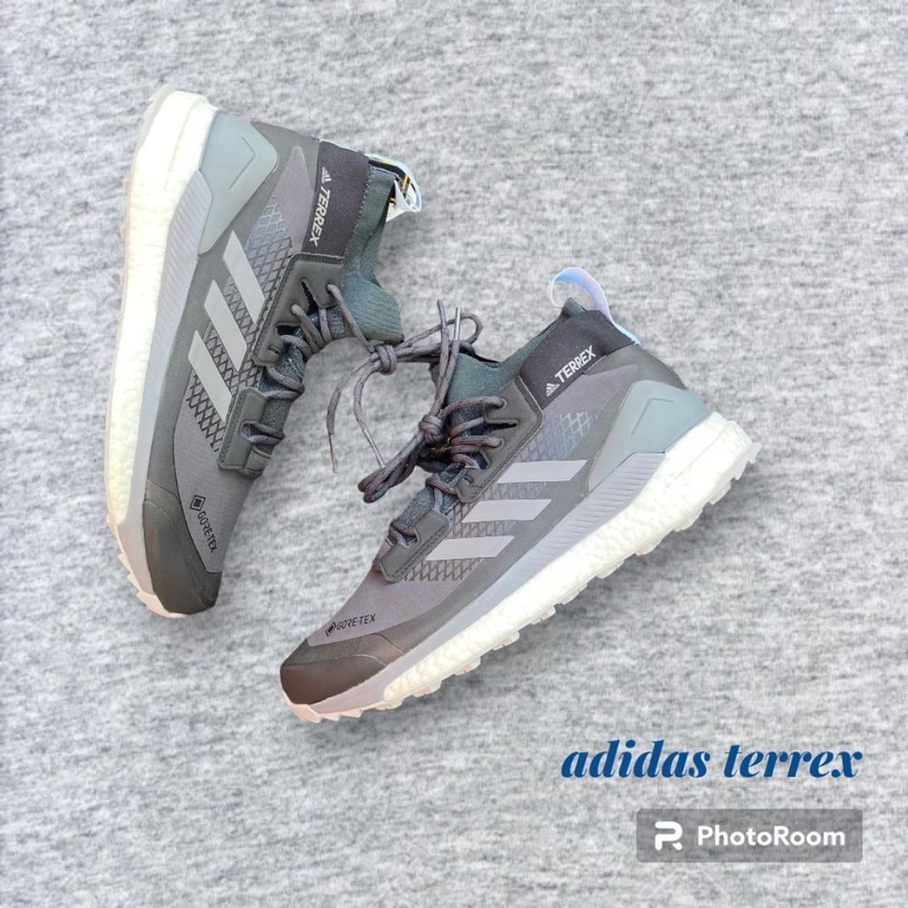 Adidas Terrex Free Hiker Gore-Tex Carbon Grey